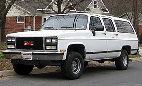 GMC Suburban -- 12-14-2011.jpg